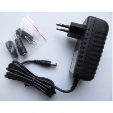 Зарядное сетевое универсальное 12V 2A (2mm, 2.5mm, 3.5mm) 